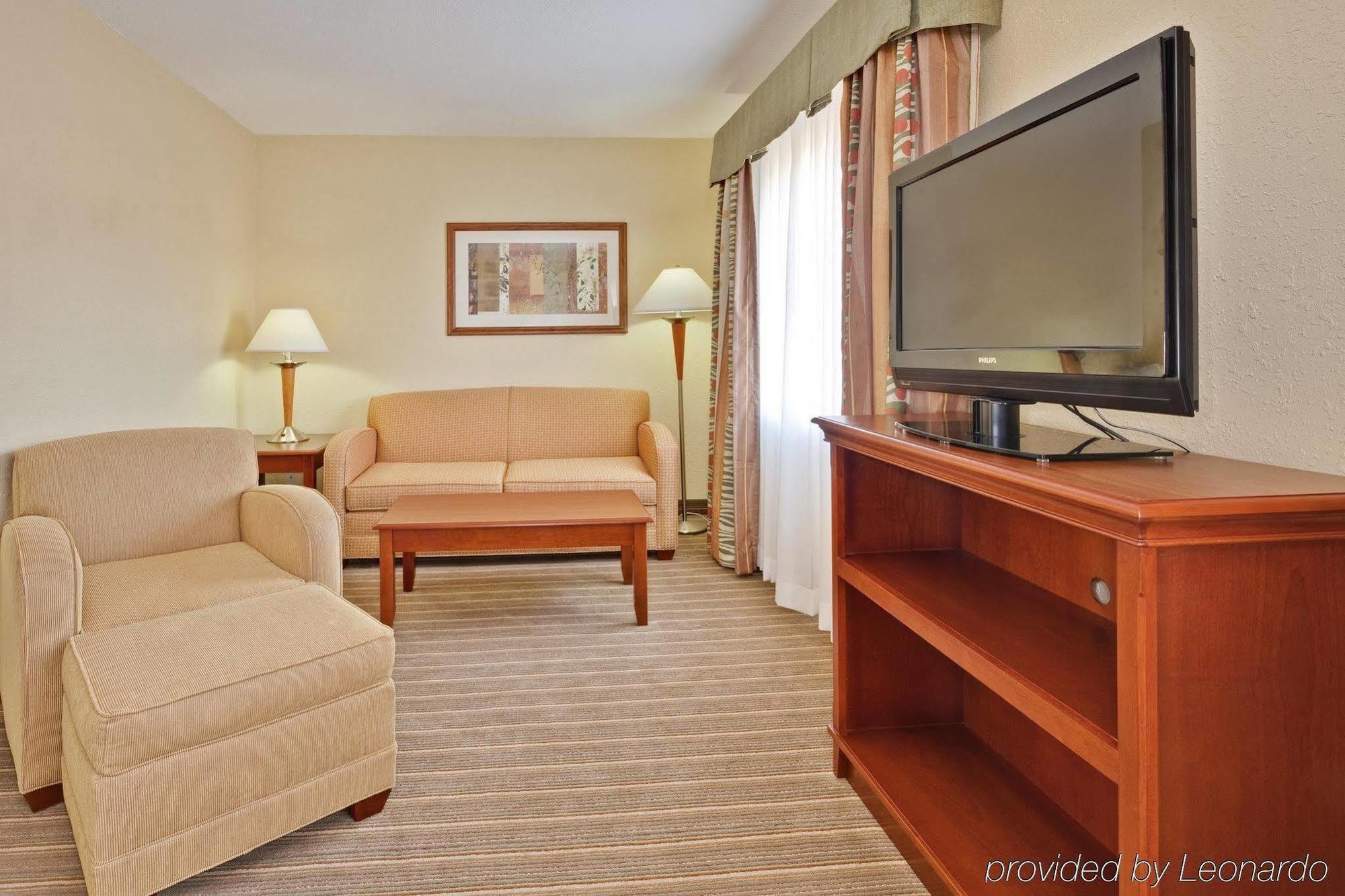 Holiday Inn Express Winfield - Teays Valley Hurricane Номер фото