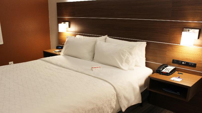Holiday Inn Express Winfield - Teays Valley Hurricane Екстер'єр фото