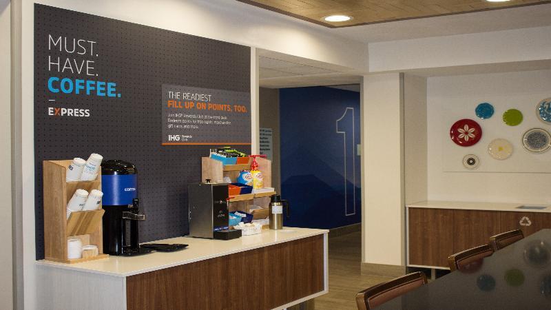 Holiday Inn Express Winfield - Teays Valley Hurricane Екстер'єр фото